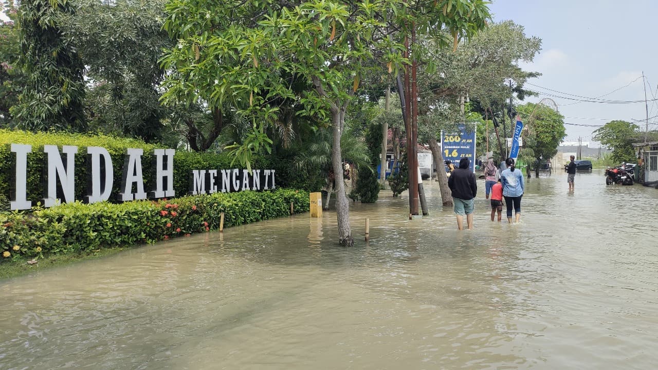 1.200 Rumah di Perum Omah Indah Menganti Gresik Terendam Banjir