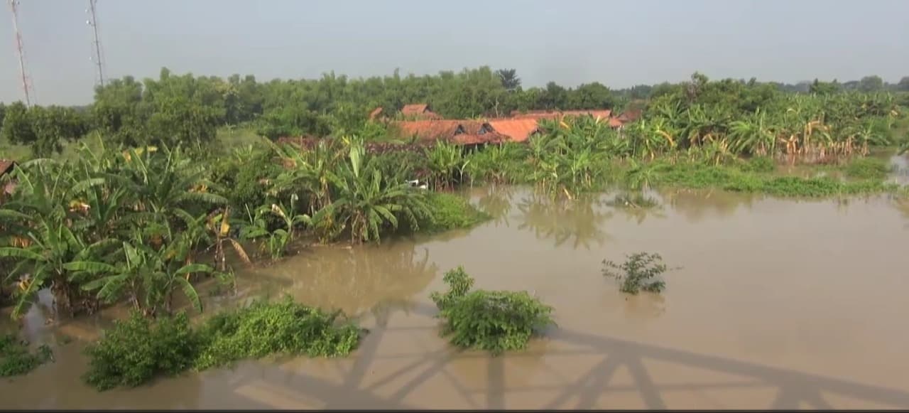 Banjir di Karang Geneng Lamongan 4 Hari Belum Surut, Ratusan Rumah Kebanjiran