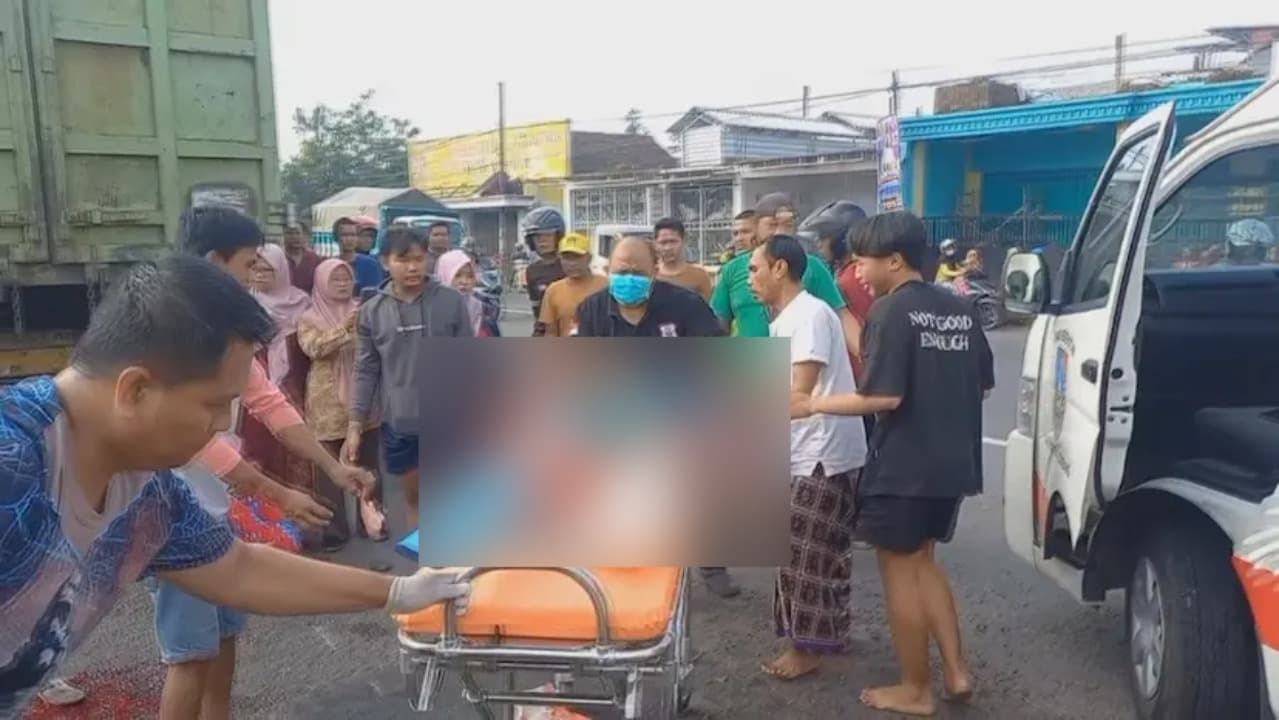 Pindah Jalur, Ibu dan Anak di Jombang Tewas Terlindas Truk Tronton