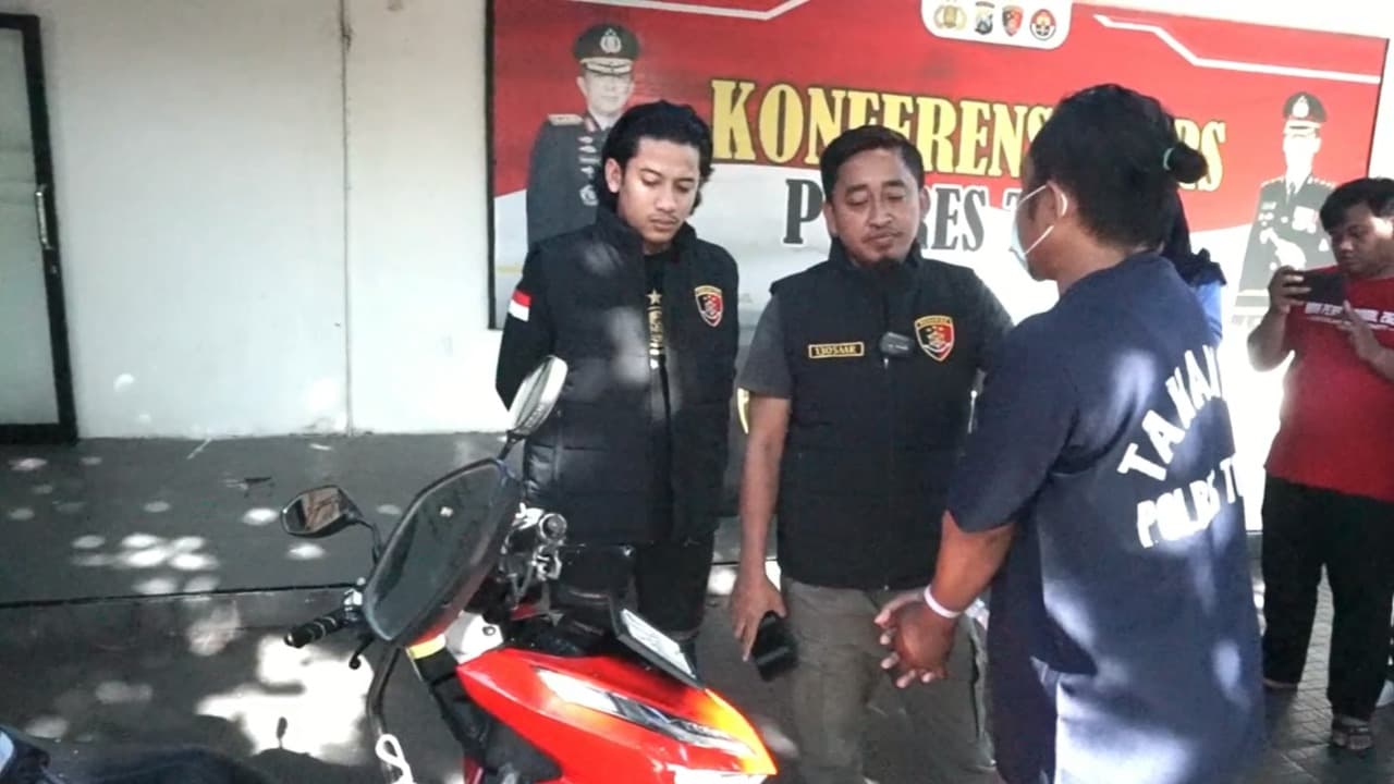 Jual Motor Curian di Medsos, Residivis Curanmor Ditangkap Saat COD di Tuban