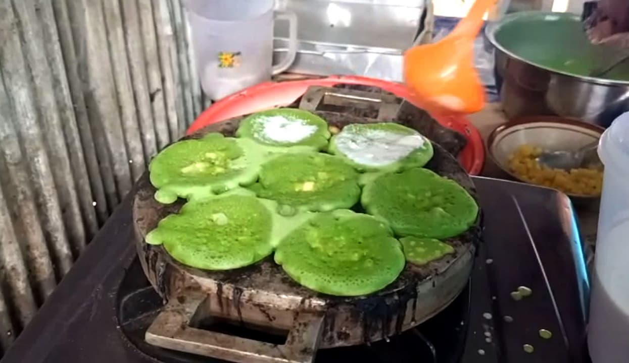 Kue Bikang Basah Paiton Probolinggo Jadi Buruan Takjil dan Oleh-Oleh Lebaran