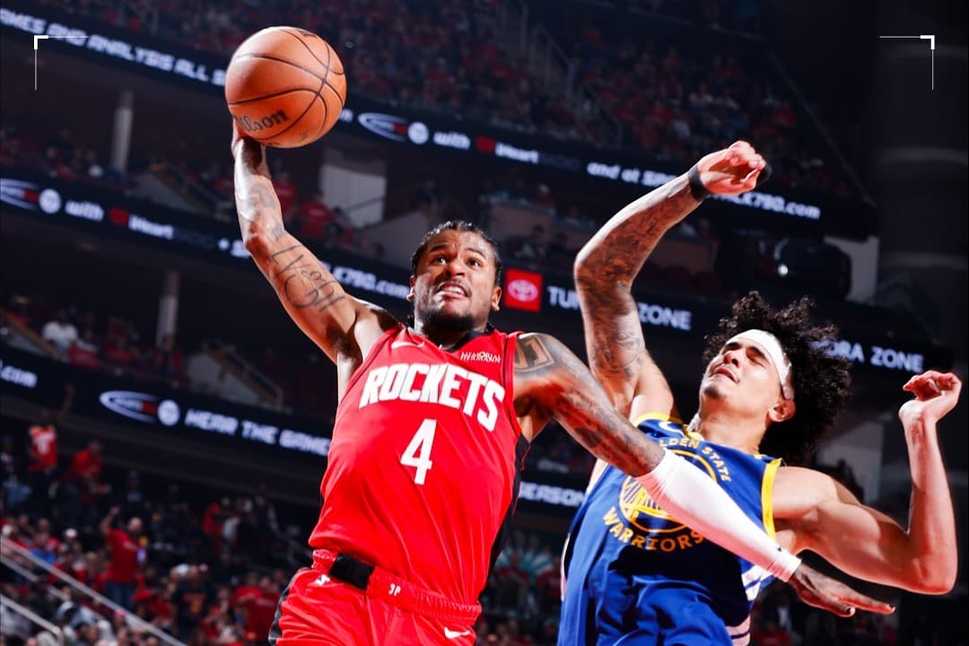 Playoff NBA: Rockets Bangkit, Kalahkan Warriors 109-94