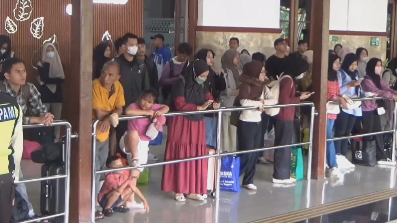 Libur Panjang Waisak, Penumpang Kereta Api Meningkat