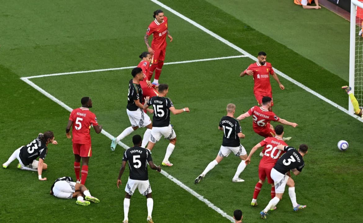 Hasil Liga Inggris: Antiklimaks, Liverpool dan Arsenal Berakhir Imbang 2-2