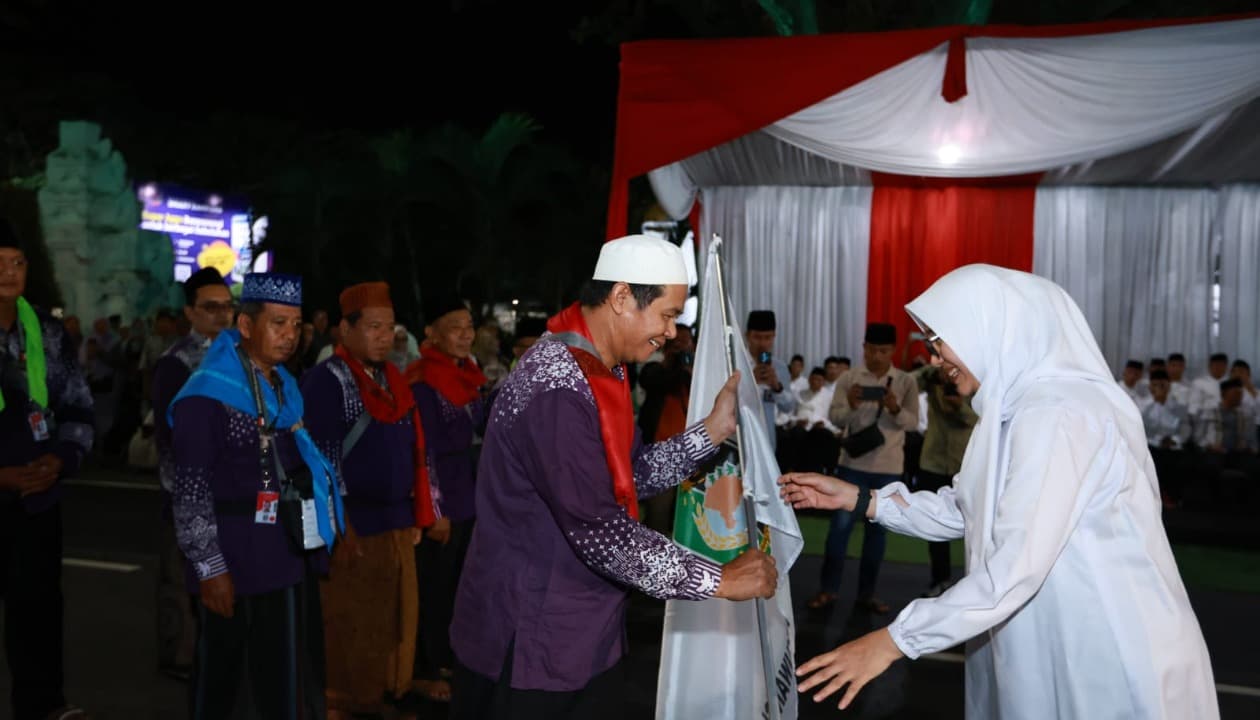 752 Calon Jemaah Haji, di Lepas, Bupati Ipuk: Sempatkan Doa untuk Kesejahteraan Banyuwangi