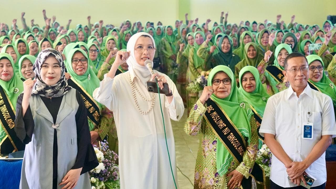 Komisi IX DPR RI dan BGN Sosialisasi MBG di Sidoarjo, Arzeti Bilbina: Tumbuhkan Generasi Emas