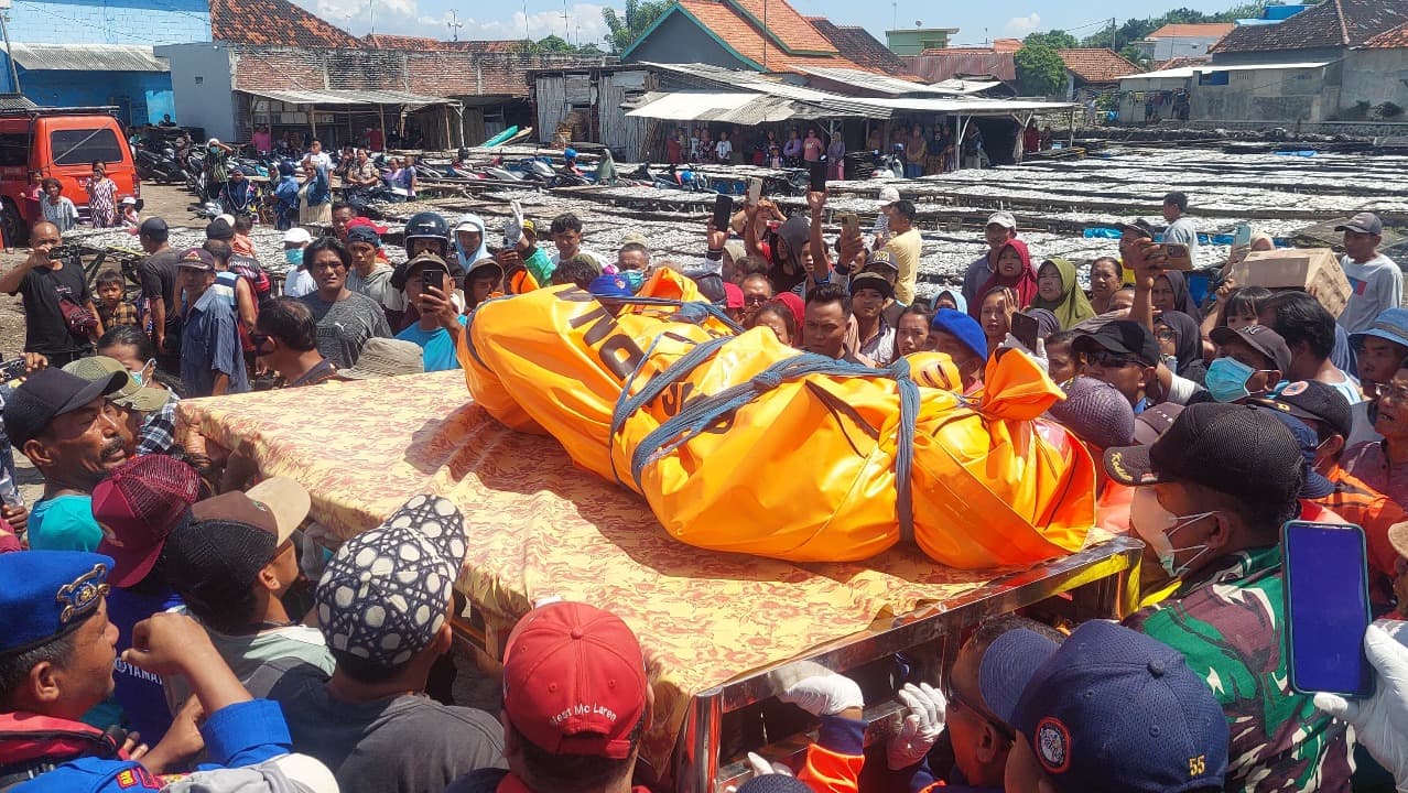 Tiga Hari Hilang, Nelayan Probolinggo Ditemukan Tewas di Sekitar Pulau Gili Ketapang