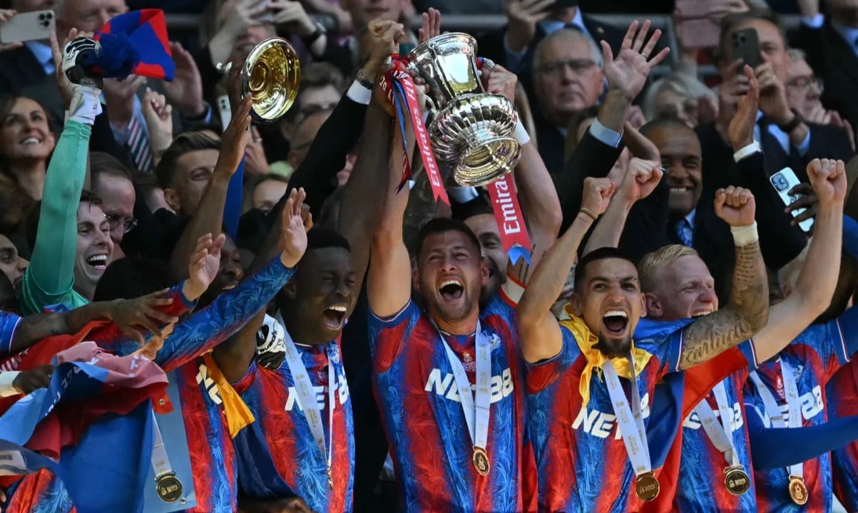 Tumbangkan Manchester City di Final. Crystal Palace Juara Piala FA 2024/2025
