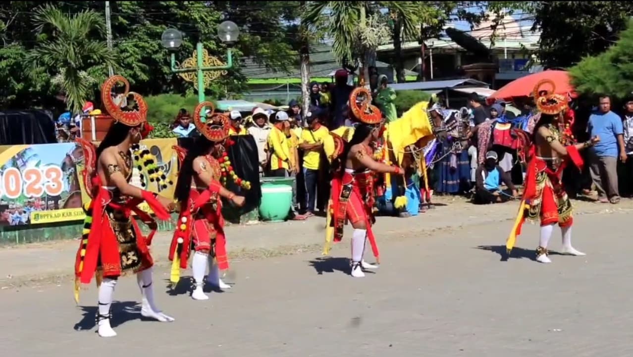 Sambut Karapan Sapi Piala Presiden 2025, Pemkab Sumenep Perbaiki Lintasan Lomba