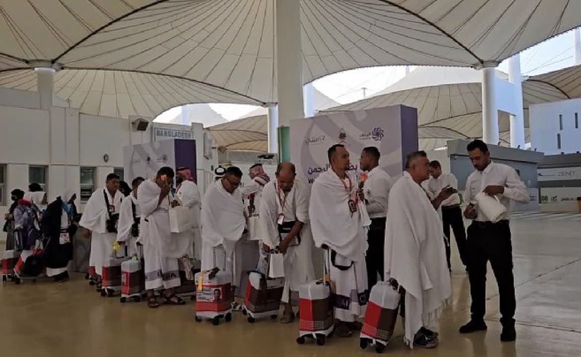 Kemenag Jelaskan Kronologi Pecah Kloter Jemaah Haji 2025: Berawal dari Visa yang Terlambat Terbit