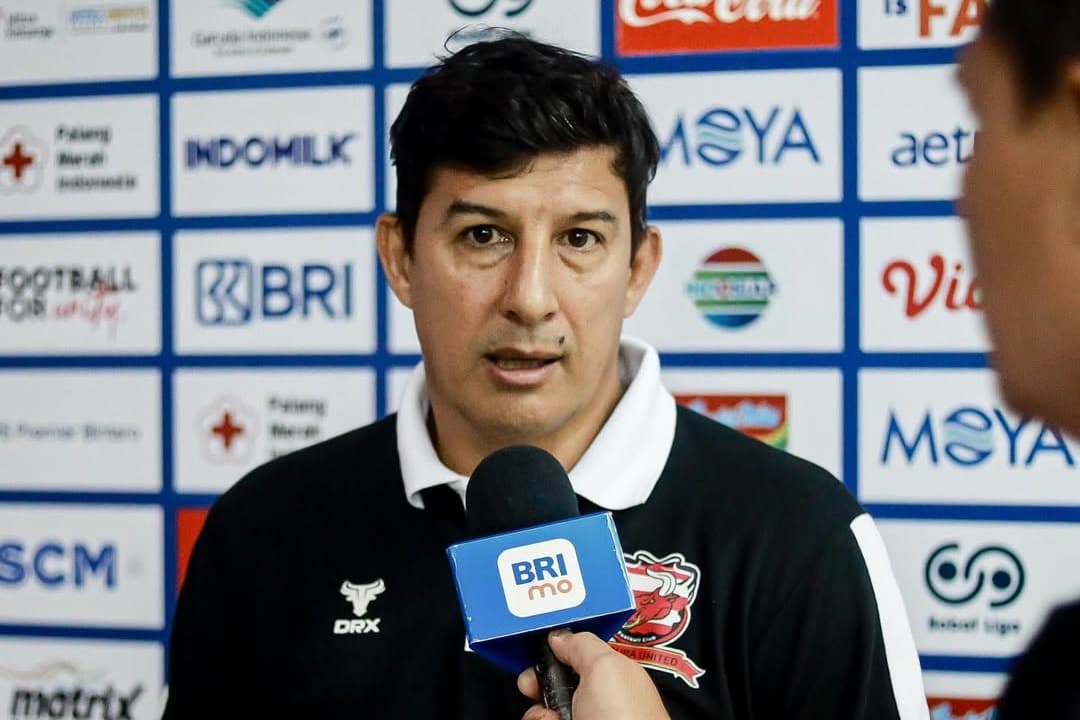 Alfredo Vera Masuk Nominasi Pelatih Terbaik Liga 1 2024/2025