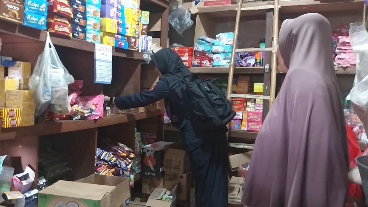 Satpol PP Magetan dan Bea Cukai Sidak Rokok Ilegal di Tiga Kecamatan