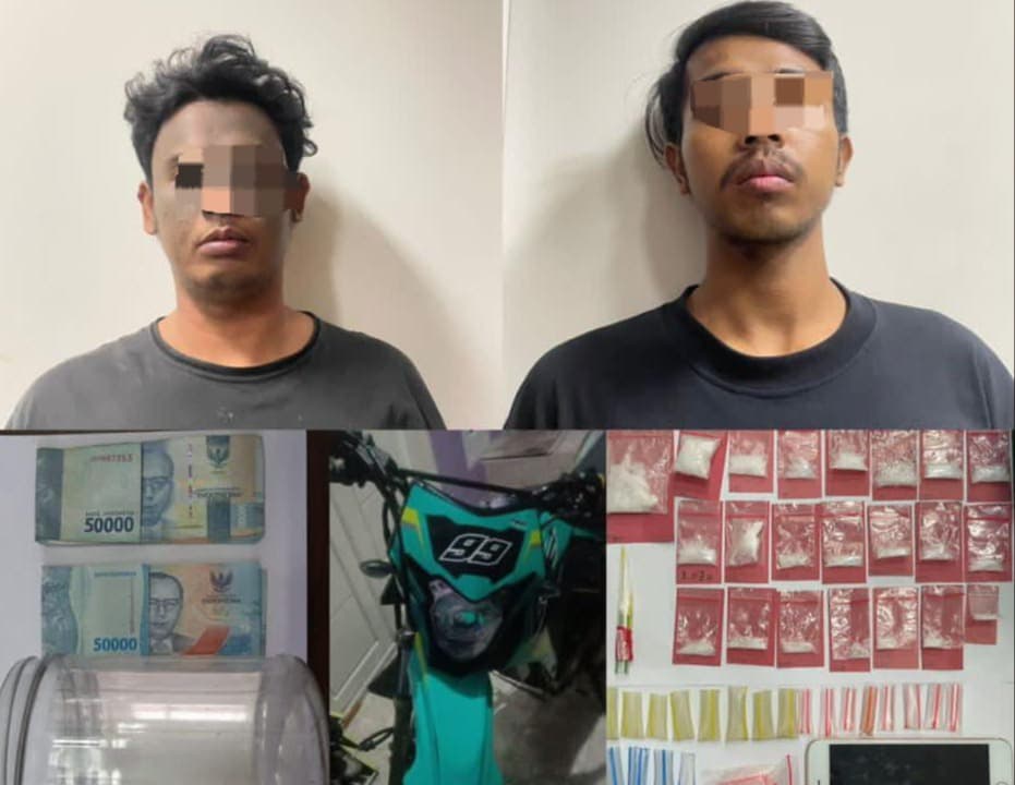 Transaksi Sabu di Belakang Balai Desa, Dua Pemuda Asal Sidoarjo Ditangkap Polres Gresik