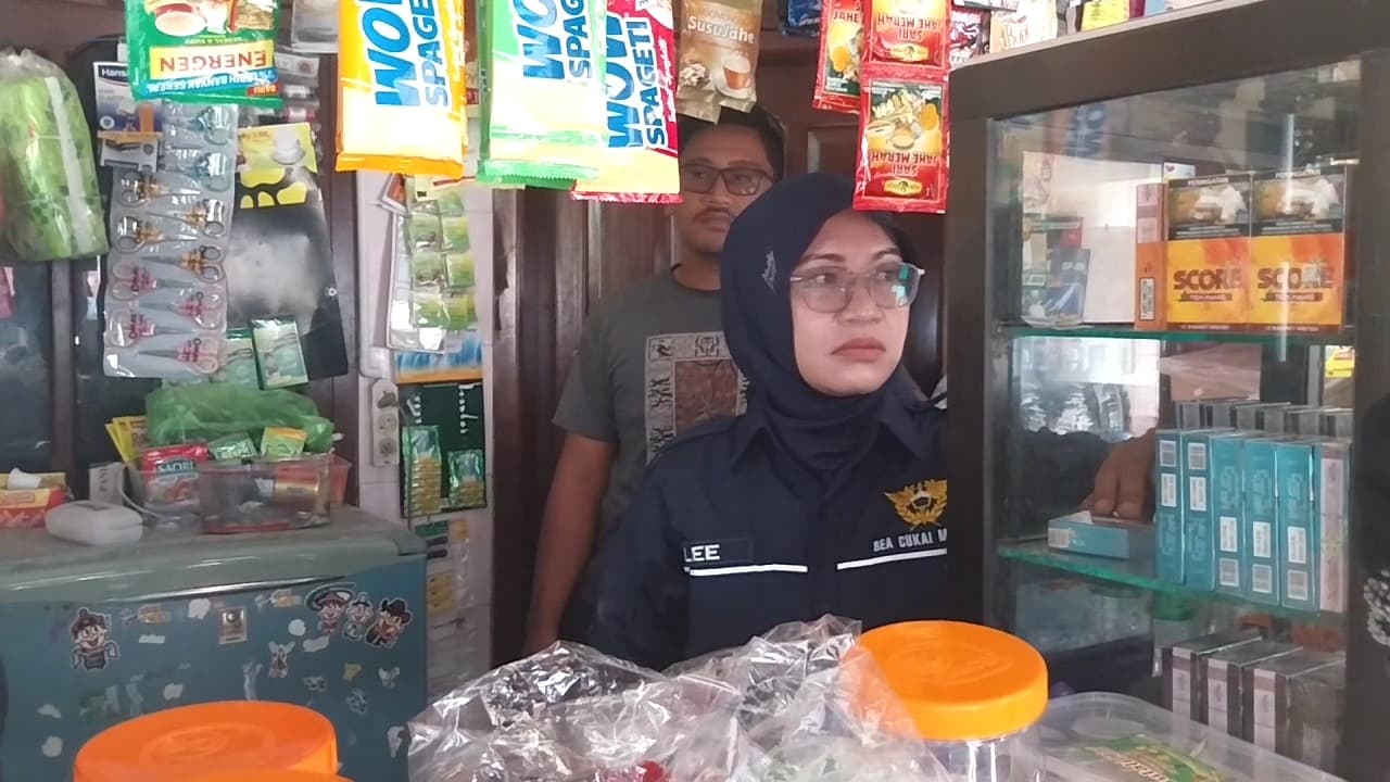 Satpol PP dan Tim Gabungan Perluas Sasaran Razia Rokok Ilegal