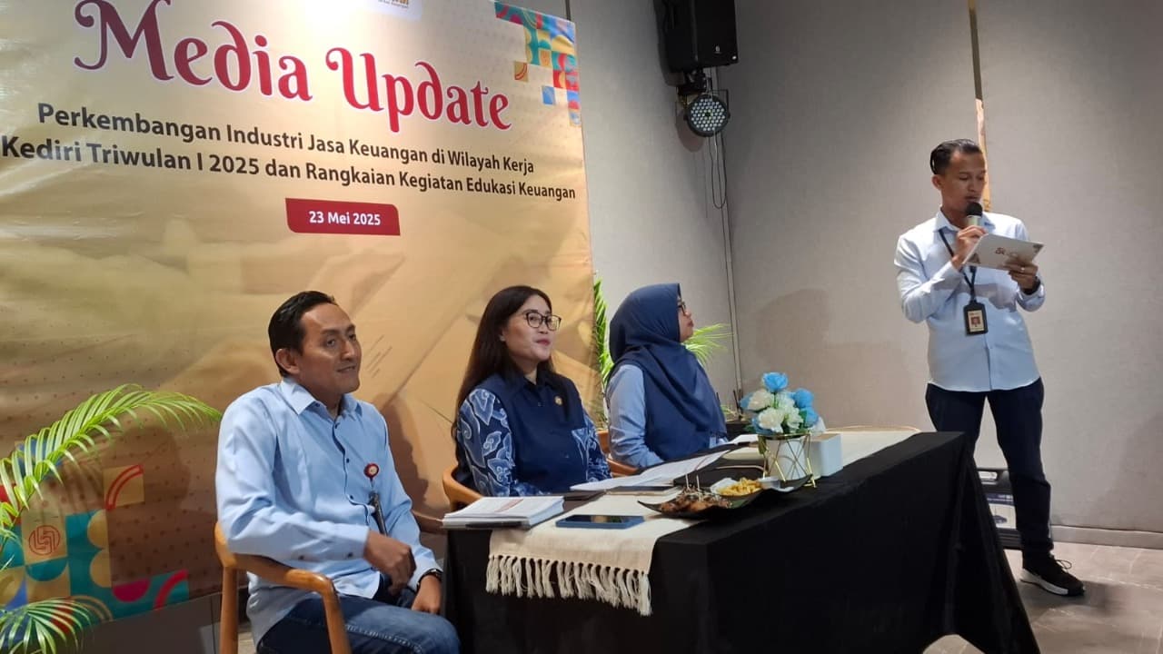 OJK Kediri Dorong Literasi Keuangan Masyarakat dan Gencar Perangi Kejahatan Siber