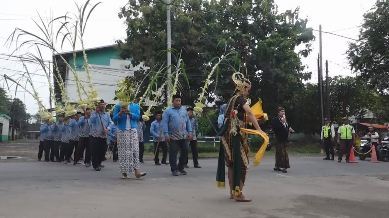 PG Meritjan Kediri Gelar Tradisi Manten Tebu sebagai Rasa Syukur dan Harapan Panen Melimpah
