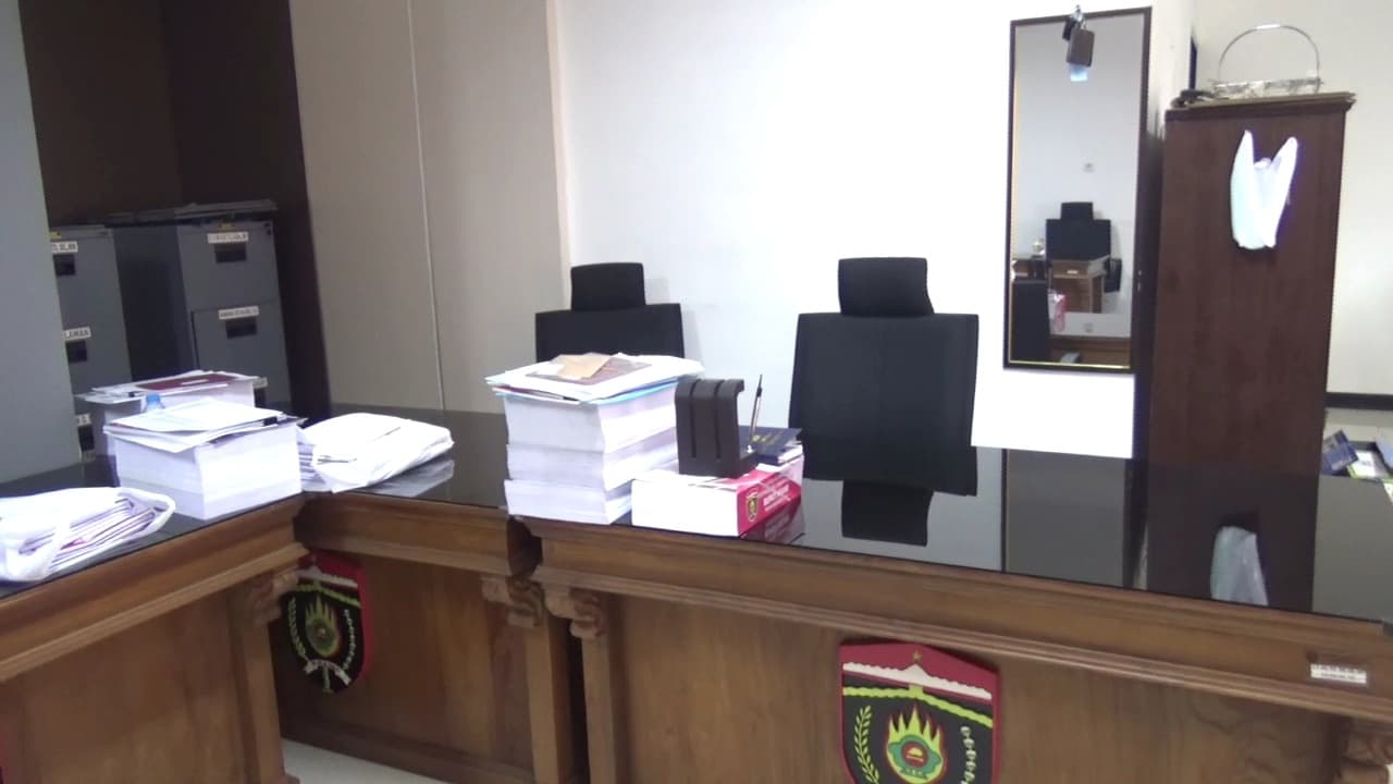 Kejaksaan Geledah Ruang Kerja Komisi II DPRD Ngawi Terkait Kasus Gratifikasi