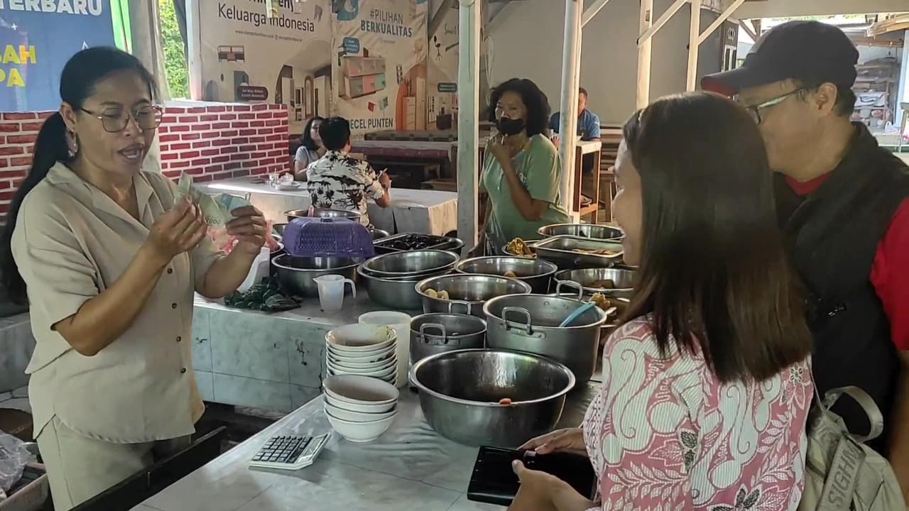 Nikmatnya Pecel Punten '7 Juta' di Kediri