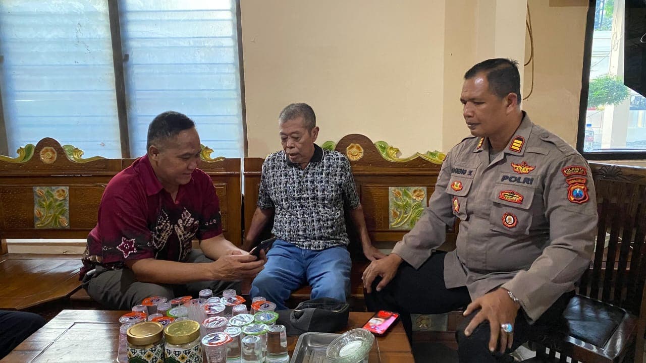 Hilang 5 Hari, Kusnadi Eks Ketua DPRD Jatim Muncul di Polsek Balongbendo
