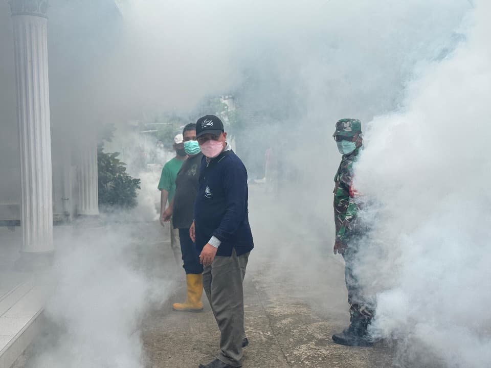 Empat Anak Terjangkit DBD, Pemdes Kurung Pasuruan Lakukan Fogging