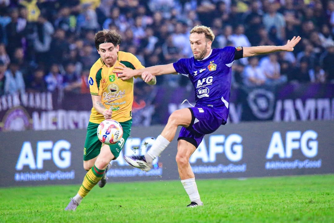 Persik Kediri Lepas Ze Valente dan Brendon Lucas