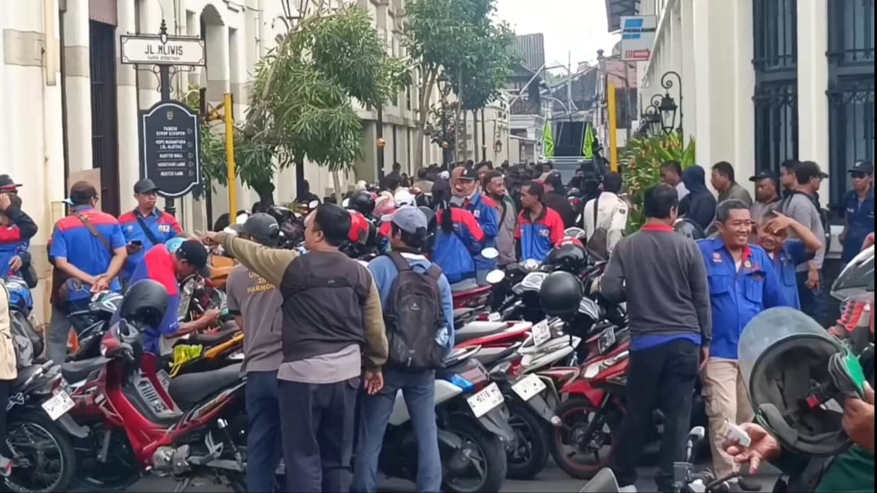 Gaji Belum Dibayar, Ribuan Buruh PT Pakerin Ancam Geruduk Bank Prima Master