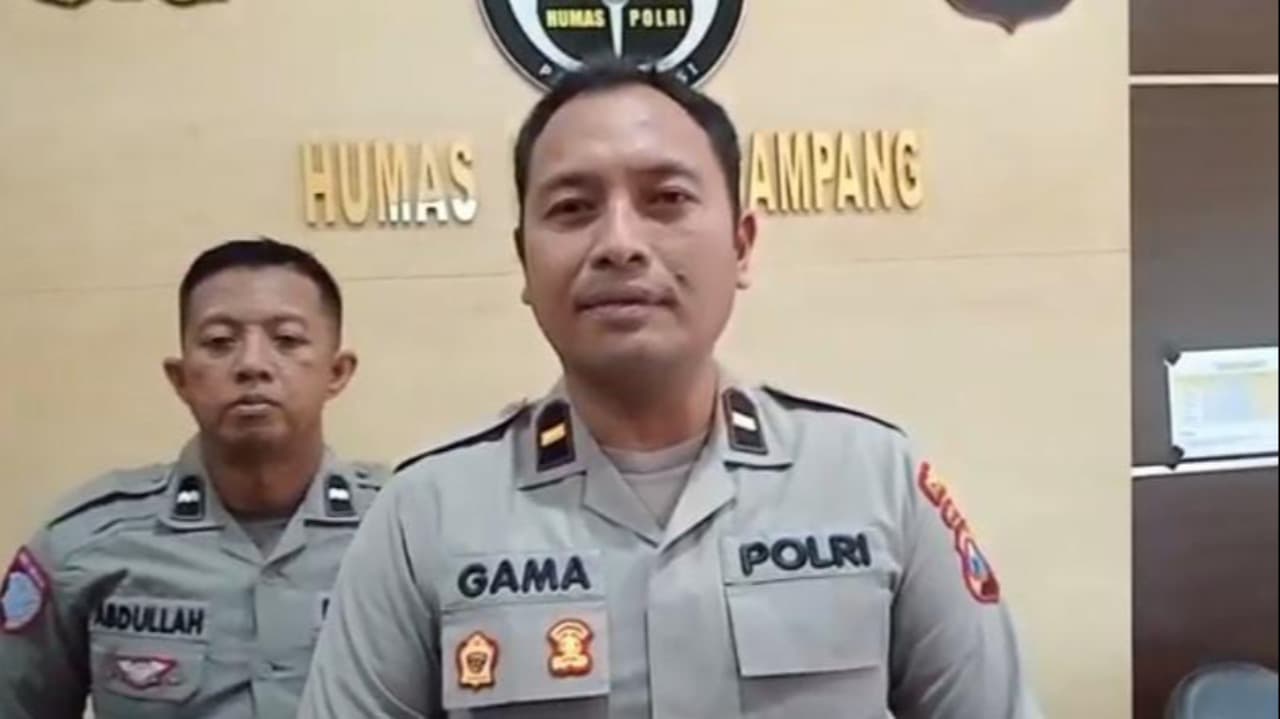 Pick Up Terguling Di Sampang, 1 Orang Meninggal Dunia