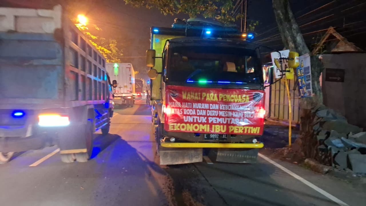 Ribuan Sopir Truk Demo di Surabaya, Tuntut Batalkan Kebijakan ODOL