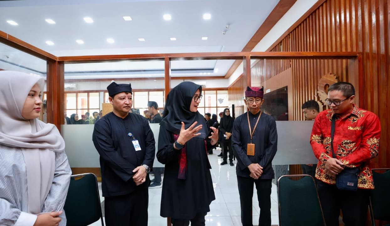 Luncurkan Gerakan Banyuwangi Melayani, Bupati Ipuk Wujudkan Pelayanan Humanis dan Efisien