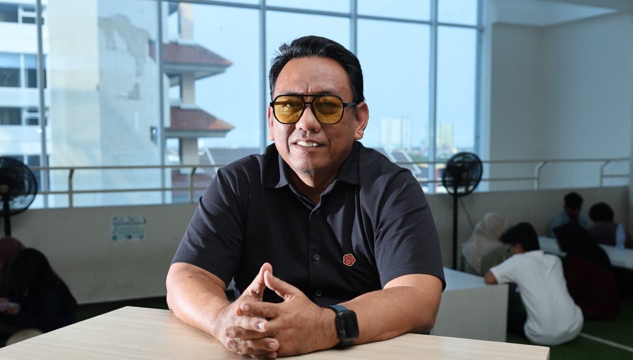Lewat PKKMB 2025 Surabaya Semangat Merah Putih Kembali Mengakar