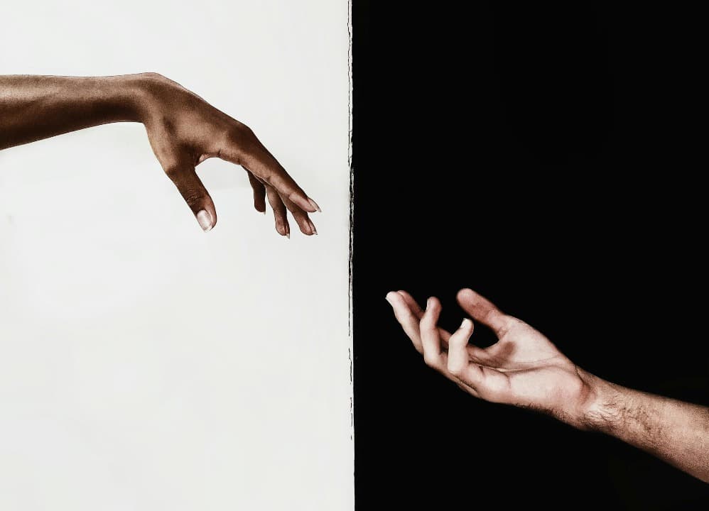 ‘Tone Deaf’ Tumbuh Dan Menjalar Di Hati Masyarakat Indonesia?
