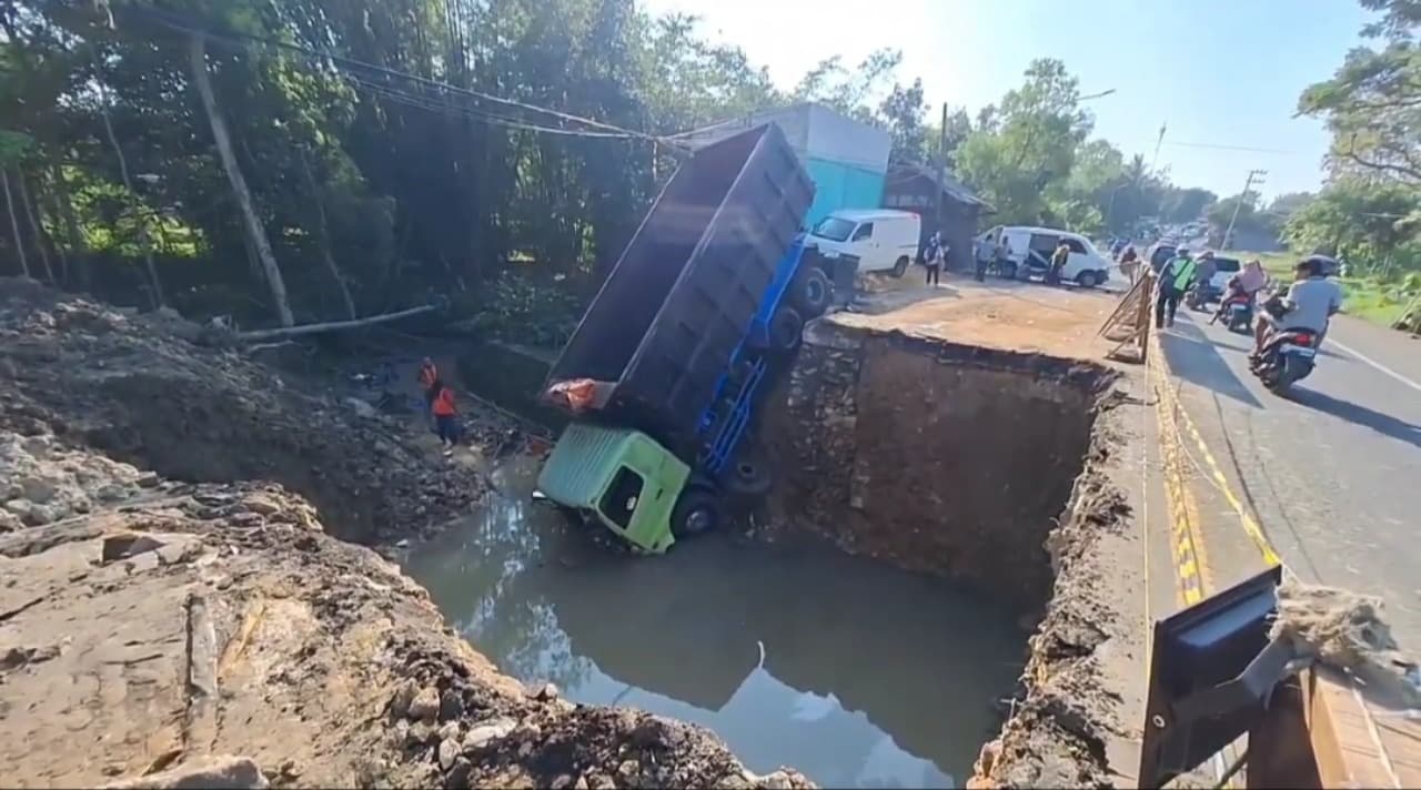 Insiden Dua Kecelakaan Secara Beruntun di Proyek Jembatan Tanah Merah Bangkalan