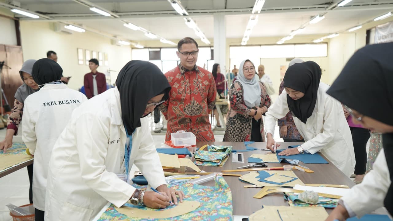 Gandeng Profesional Expert, Dindik Jatim Tingkatkan Skill Guru Produktif SMK