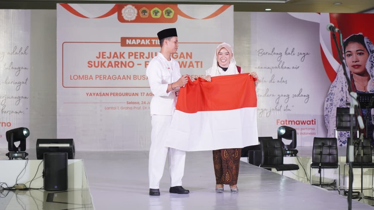 Gaungkan Semangat Nasionalisme, Untag Surabaya Gelar Napak Tilas Bung Karno-Fatmawati