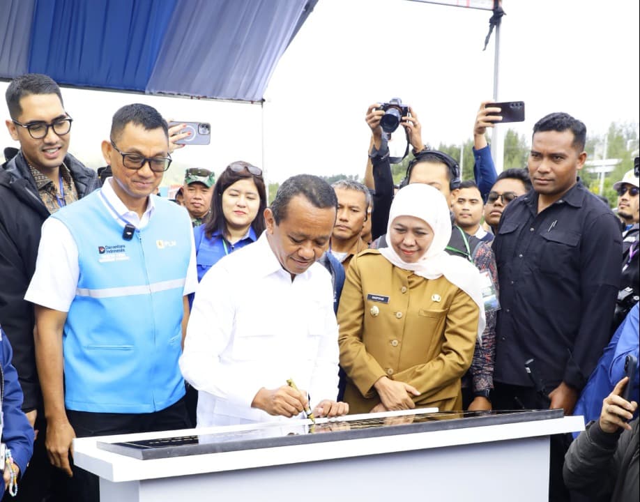 Presiden Prabowo Resmikan PLTP dan PLTS 15 Provinsi secara Hybrid di Bondowoso