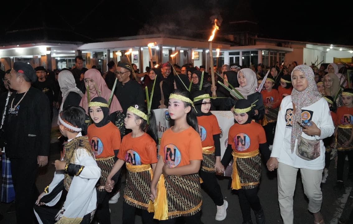 Rayakan 1 Muharam, Bupati dan Forkopimda Pacitan Kompak Ikuti "Mlaku Suran"