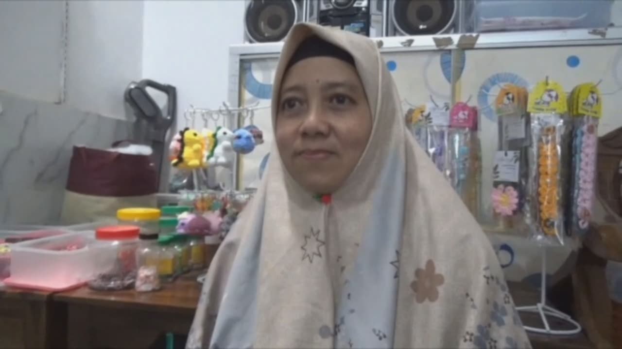 Dari Hobi Menjadi Rezeki: Rajutan Cinta Ibu Rumah Tangga di Jember