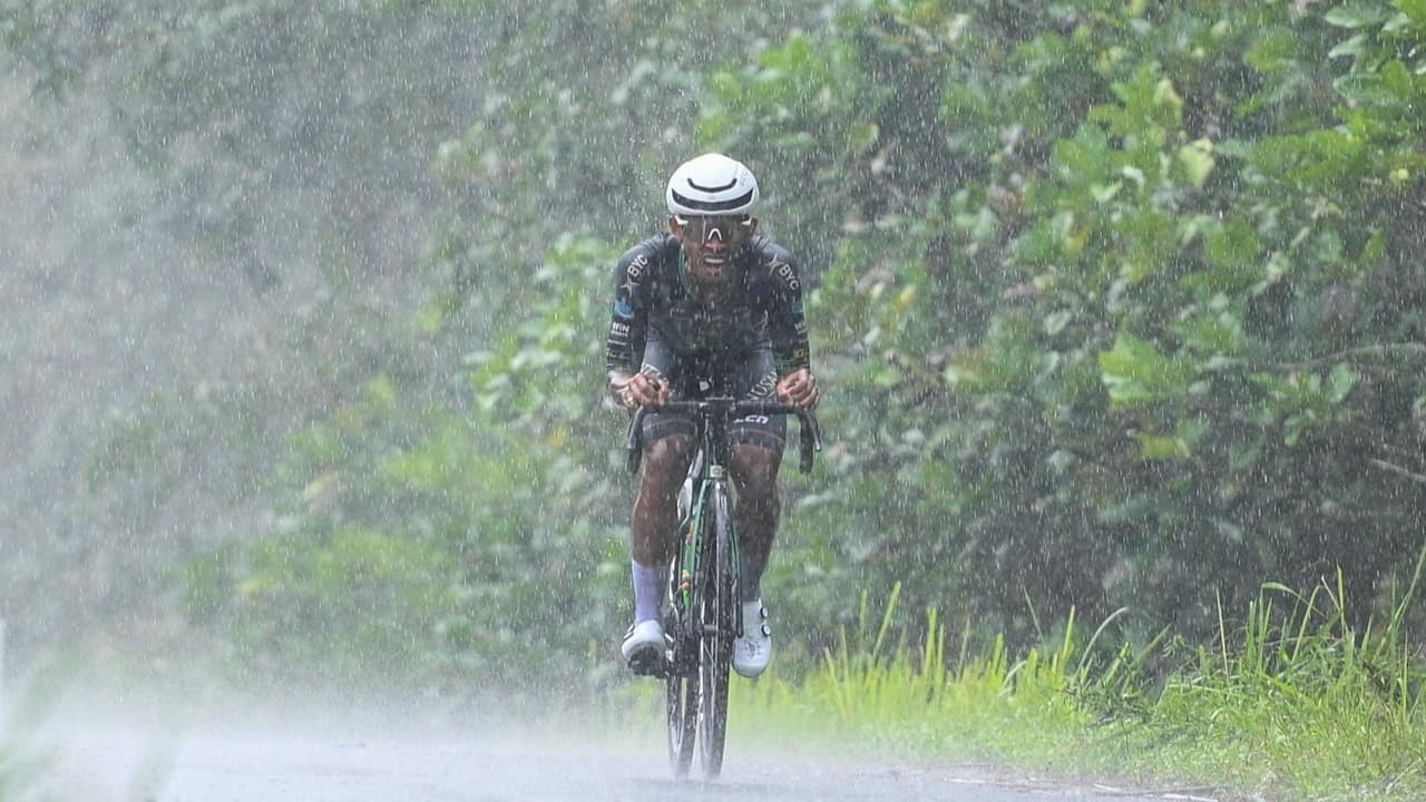 Catat Waktu tercepat Syelhan Nur Rahmat Juara ITT Kejurnas Banyuwangi 2025