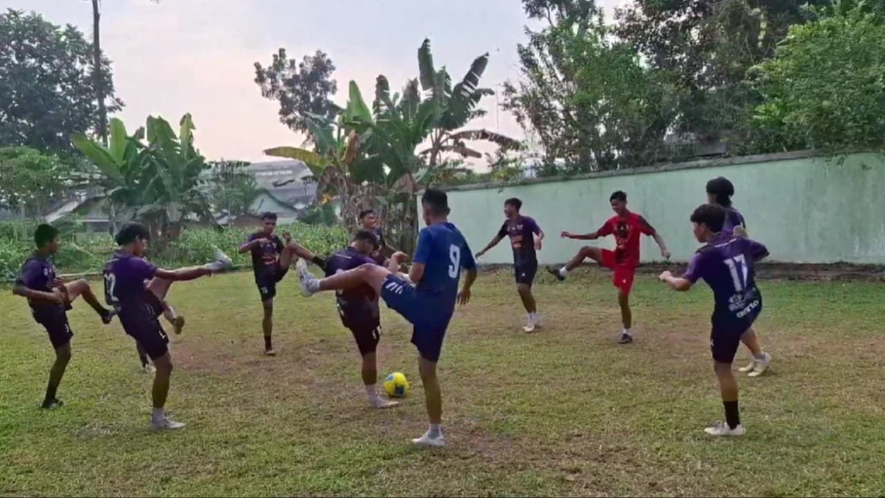 Tim Sepak Bola Kota Kediri Siap Hadapi Kabupaten Mojokerto di Semifinal Porprov Jatim 2025