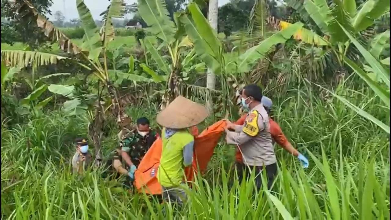 Warga Blitar Dikejutkan dengan Penemuan Mayat Kakek 70 Tahun di Sungai