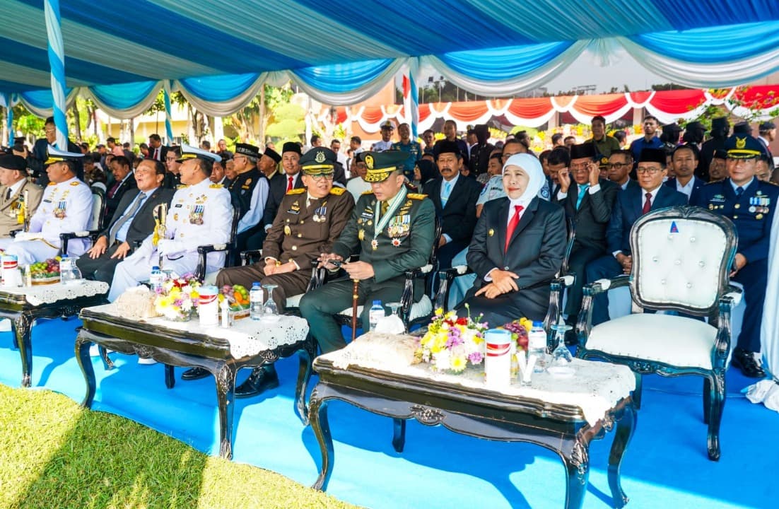Peringati Hari Bhayangkara ke-79, Gubernur Khofifah: Teruslah Jadi Pengayom dan Pelindung Masyarakat