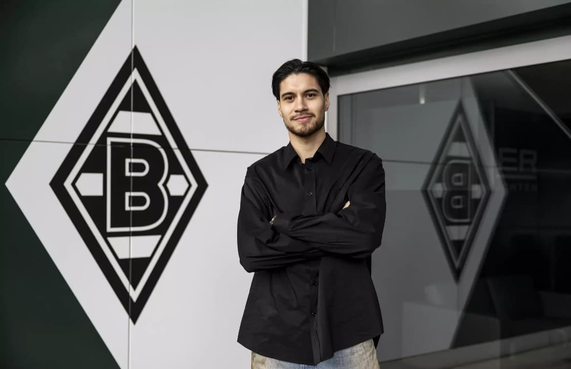 Kevin Diks Resmi Diperkenalkan sebagai Pemain Baru Borussia Monchengladbach