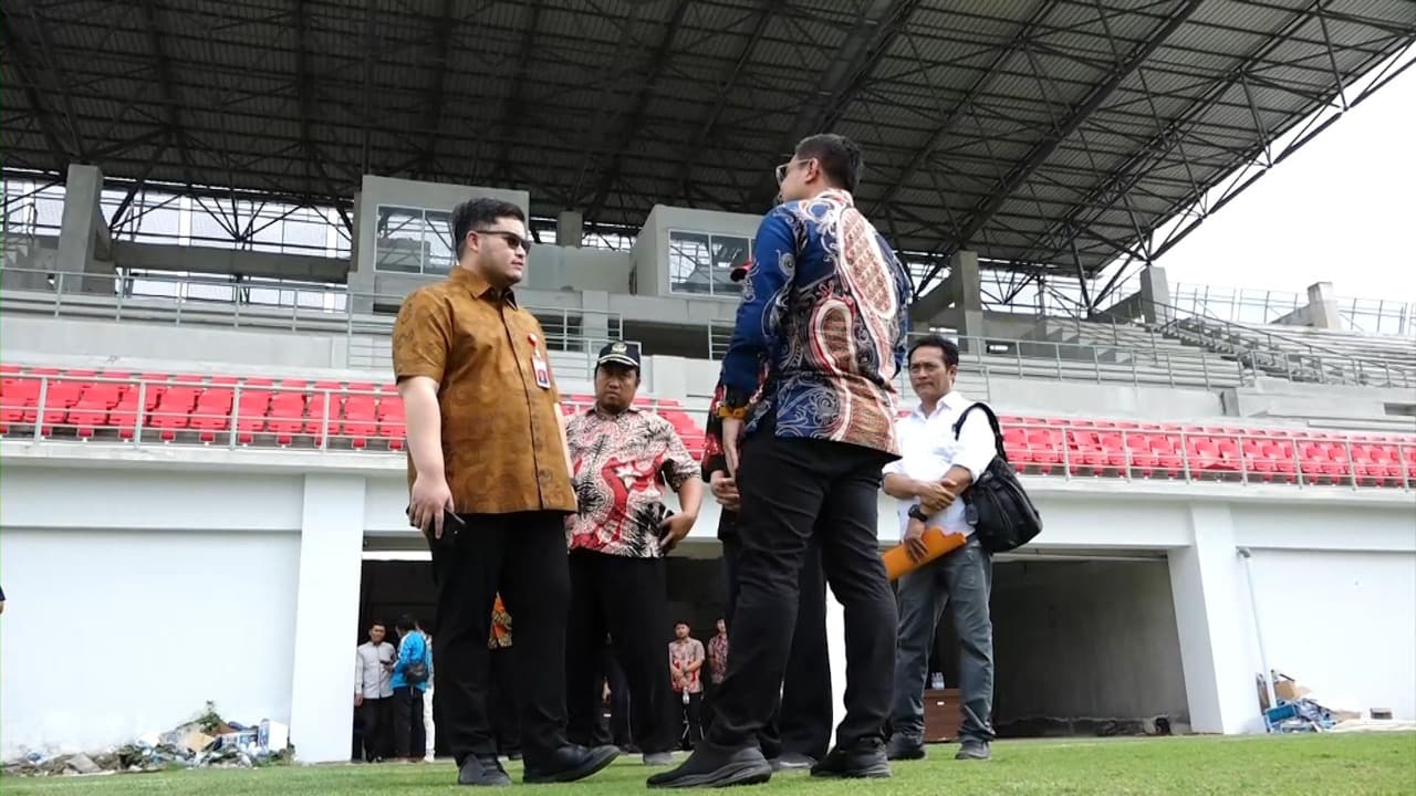 Mas Dhito Pastikan Stadion Gelora Daha Jayati Tidak Akan Mangkrak