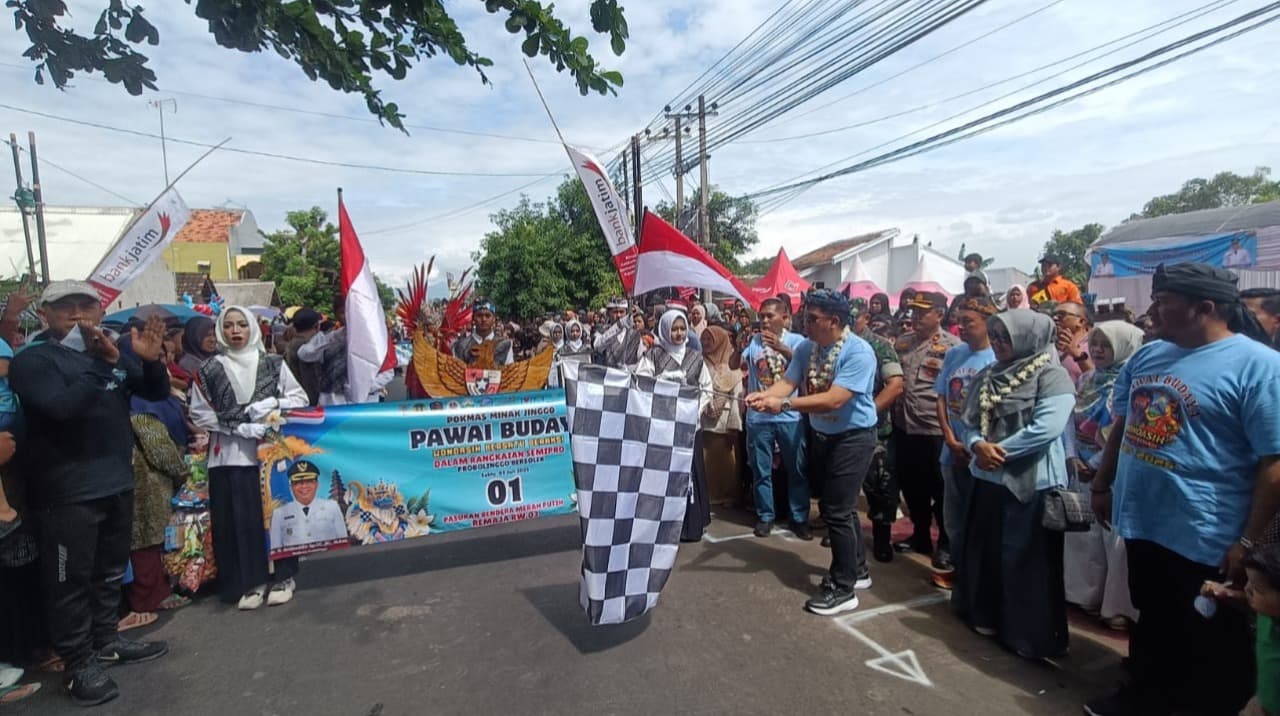 Pawai Budaya Wonoasih Bersatu Beraksi Meriahkan Semipro 2025 Berlangsung Spektakuler