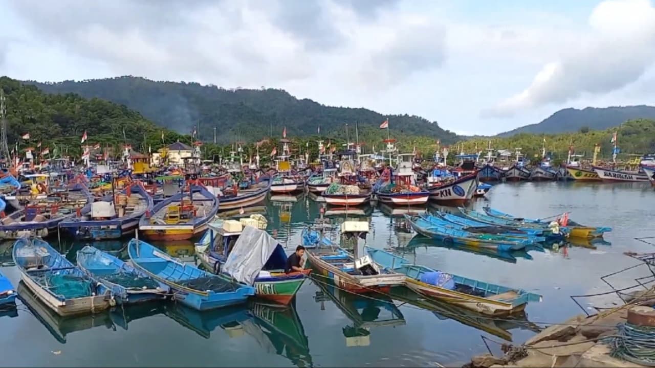Nelayan Prigi Trenggalek Desak Kemendagri Kembalikan 16 Pulau yang Diklaim Tulungagung