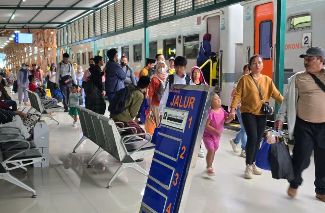 Penumpang Naik 11 Persen, KAI Daop 7 Madiun Catat Tren Positif di Semester I 2025