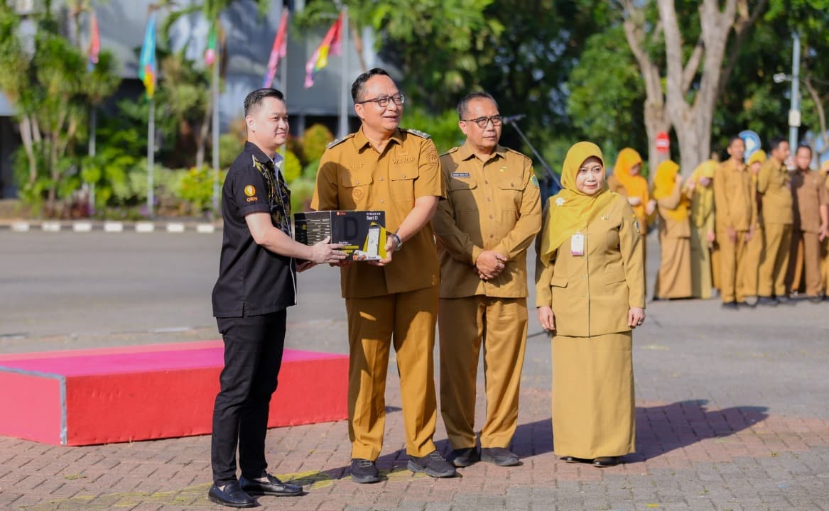 Pemkab Gresik Terima Hibah 35 GPS Tracker untuk Ambulans