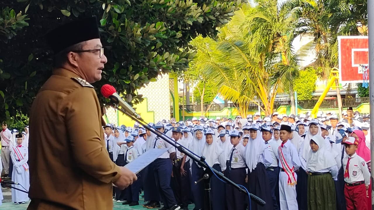 Usung MPLS Ramah, Wabup Gresik Asluchul Alif Ajak Siswa Belajar Efektif, Menyenangkan, dan Bangun Kebersamaan