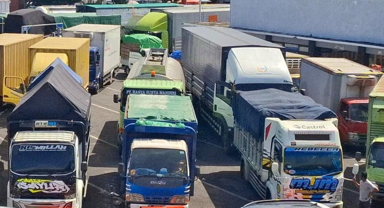 Penonaktifan Sementara 15 Kapal Eks LCT Dikeluhkan Operator