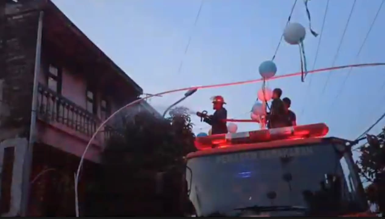 Diduga Gas Elpiji Bocor, Satu Rumah di Perumahan Graha Mentari Terbakar